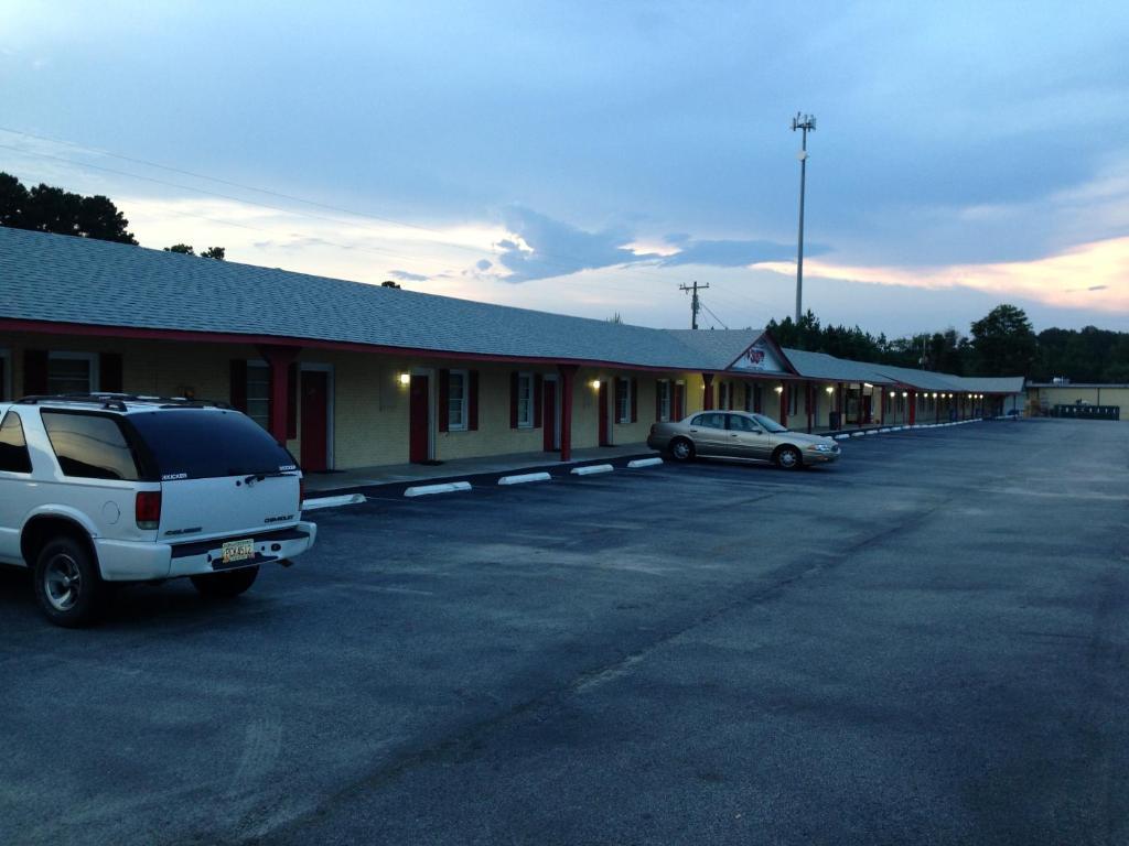 Northside Inn Claxton Buitenkant foto